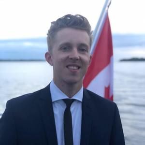 Meet your Posher, Chris